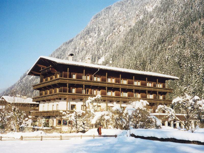 Hotel-Pension Strolz Mayrhofen Zewnętrze zdjęcie